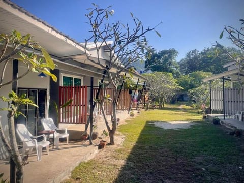 Ozone Beach Huts Campground/ 
RV Resort in Sala Dan