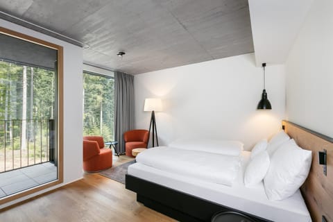 Bed, Balcony/Terrace, Photo of the whole room, Bedroom, Mountain view