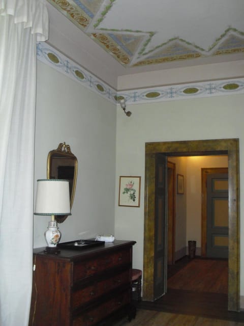 La Patirana Guesthouse Bed and Breakfast in Province of Brescia