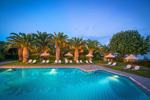Garden, Swimming pool