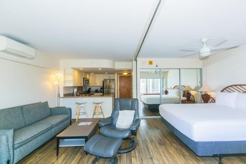 Ilikai Tower 1340 House in Honolulu