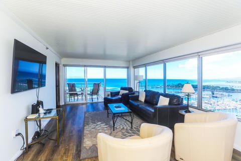 Ilikai Tower 1843 House in Honolulu