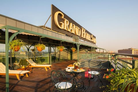 Balcony/Terrace, Banquet/Function facilities