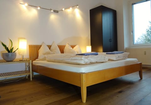 Bed, Decorative detail, Decorative detail, Bedroom