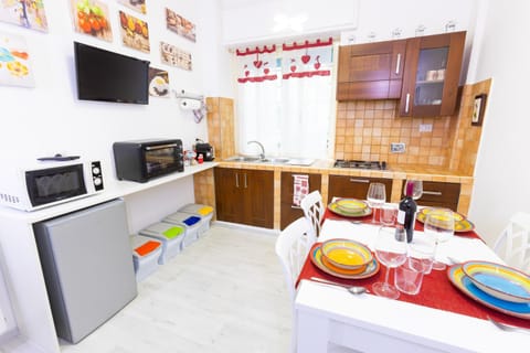 TV and multimedia, Kitchen or kitchenette, Dining area, minibar, pet friendly, stove