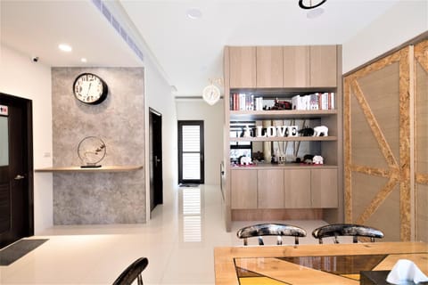 Communal lounge/ TV room, Dining area