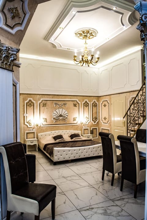 Bed, Living room, Photo of the whole room