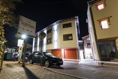 Property building, Facade/entrance, Street view