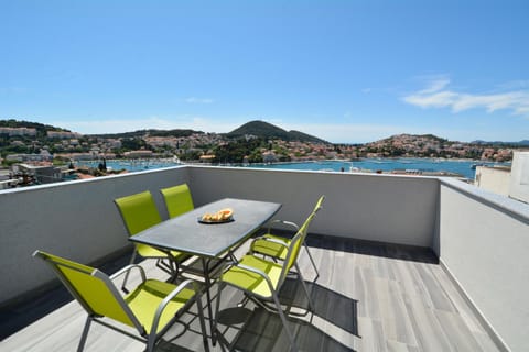 Balcony/Terrace, Dining area, sunbed