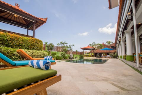 Balcony/Terrace, Swimming pool