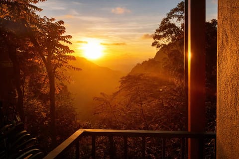 View (from property/room), Balcony/Terrace, Mountain view, Sunrise, Sunset