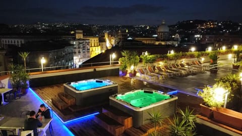 Restaurant/places to eat, Spring, Bird's eye view, Summer, Hot Tub, Balcony/Terrace