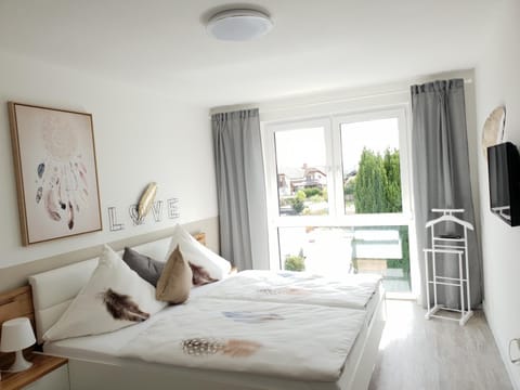 TV and multimedia, Bedroom