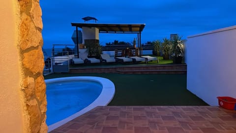 Patio, Off site, Night, Natural landscape, BBQ facilities, Solarium, View (from property/room), Balcony/Terrace, Kitchen or kitchenette, Pool view, Swimming pool, sunbed