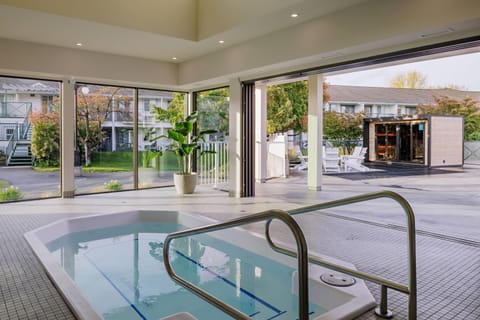 Hot Tub, Spa and wellness centre/facilities