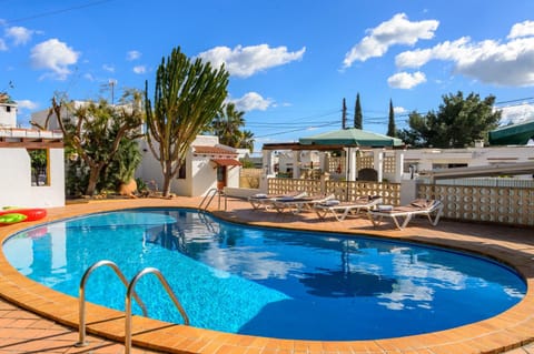 Garden, Balcony/Terrace, Swimming pool
