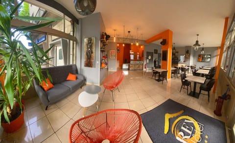 Restaurant/places to eat, Lobby or reception, Lounge or bar