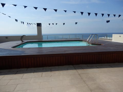 Solarium, Swimming pool