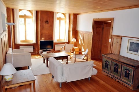 Chasa Schucany Apartment in Canton of Grisons