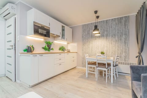 Apartamenty Mierzeja - Baltic Park Stegna, 33-50 m2, Przyjazne zwierzętom, 500 m od plaży, Bezpłatny Meleks Apartment in Pomeranian Voivodeship