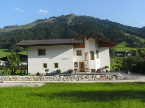 Facade/entrance, On site