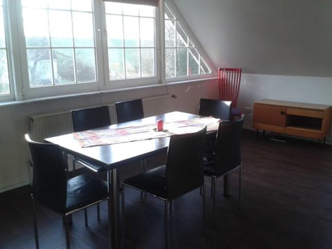 Decorative detail, Dining area