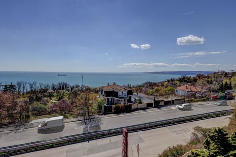 Day, Balcony/Terrace, City view