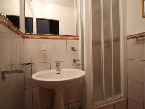 Duplex spacieux 8 pers avec parking au pied des pistes à Auris en Oisans - FR-1-297-82 Apartment in Auris