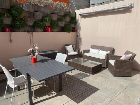 Balcony/Terrace, Balcony/Terrace