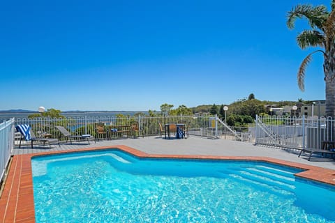 Pool view, Swimming pool