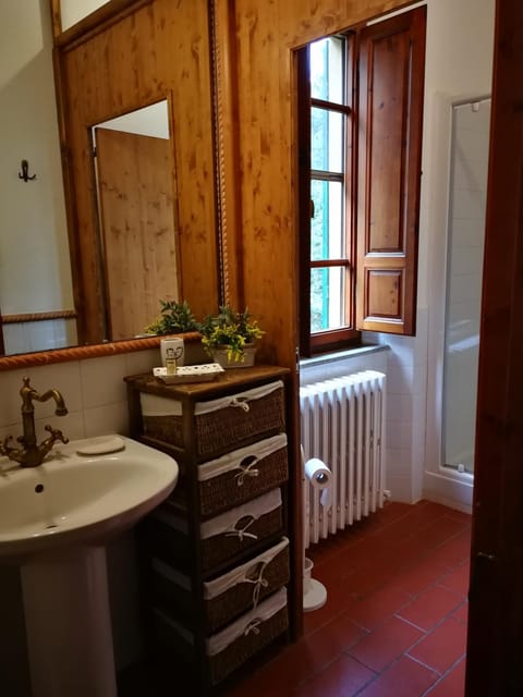 Stunning Country House overlooking Tuscany hills Villa in Tuscany