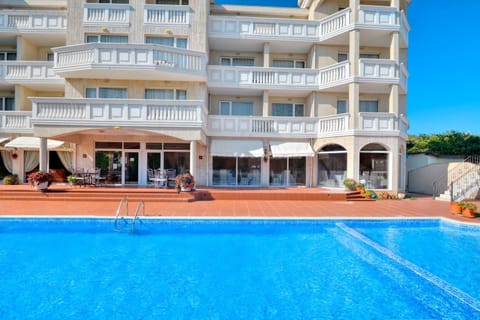 Alekta Hotel - Free Parking Hotel in Varna