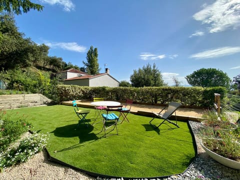 Garden, Entertainment