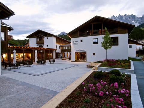 Property building, Facade/entrance, Spring, On site, Mountain view