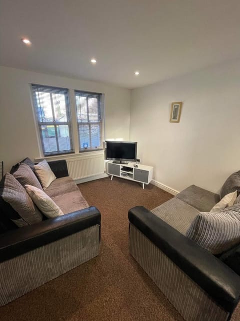 4 Laurel Court House in England