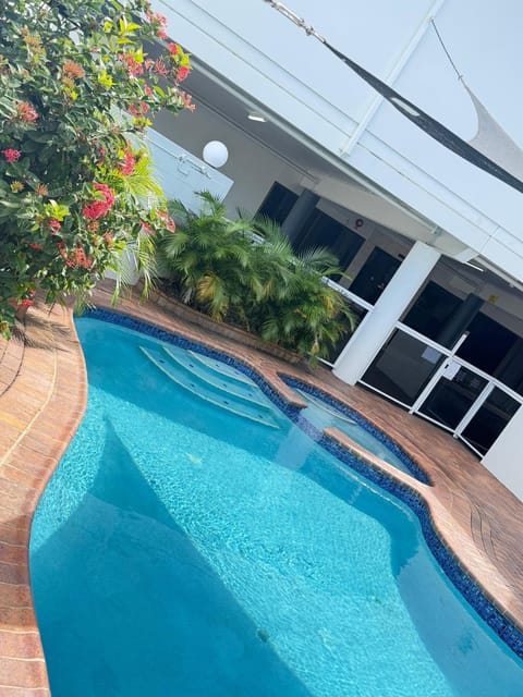 Property building, Swimming pool
