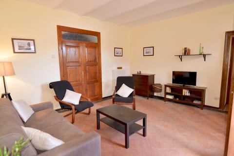 Casa Punta Amore-WelcHome Apartment in Cannobio
