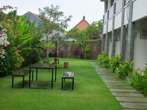 Property building, Garden