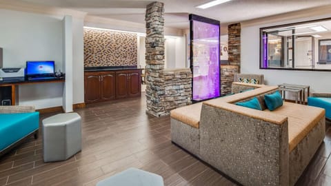 Lobby or reception, On site