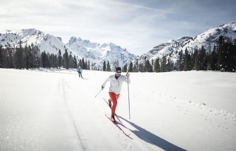 Natural landscape, Winter, Sports