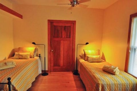 Baxter House Bed & Breakfast and Apartment Bed and Breakfast in Ann Arbor