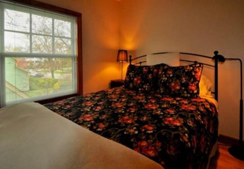 Baxter House Bed & Breakfast and Apartment Bed and Breakfast in Ann Arbor