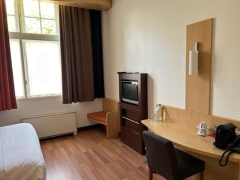 Onderwijshotel De Rooi Pannen Tilburg Hotel in Tilburg