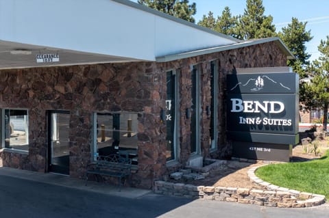 Property building, Property logo or sign, Logo/Certificate/Sign, Street view