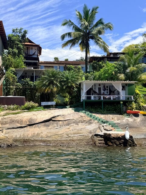 Cabana do Mar Nature lodge in Angra dos Reis