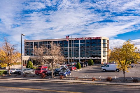 Property building, Parking