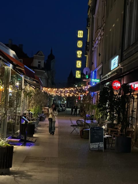 Property building, Night, People, Neighbourhood, City view, Street view, Location