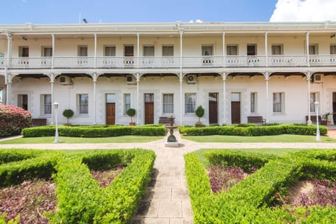 Facade/entrance, Garden, Balcony/Terrace