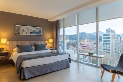Bed, View (from property/room), Bedroom, City view