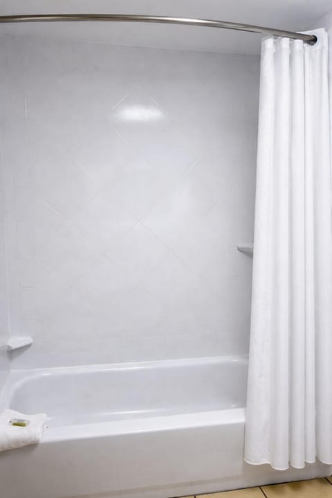 Shower, Shower, Bathroom, Bathroom, Bath